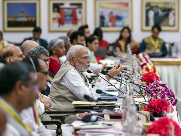 PM Modi calls for ZEROPOVERTY at NITI meet