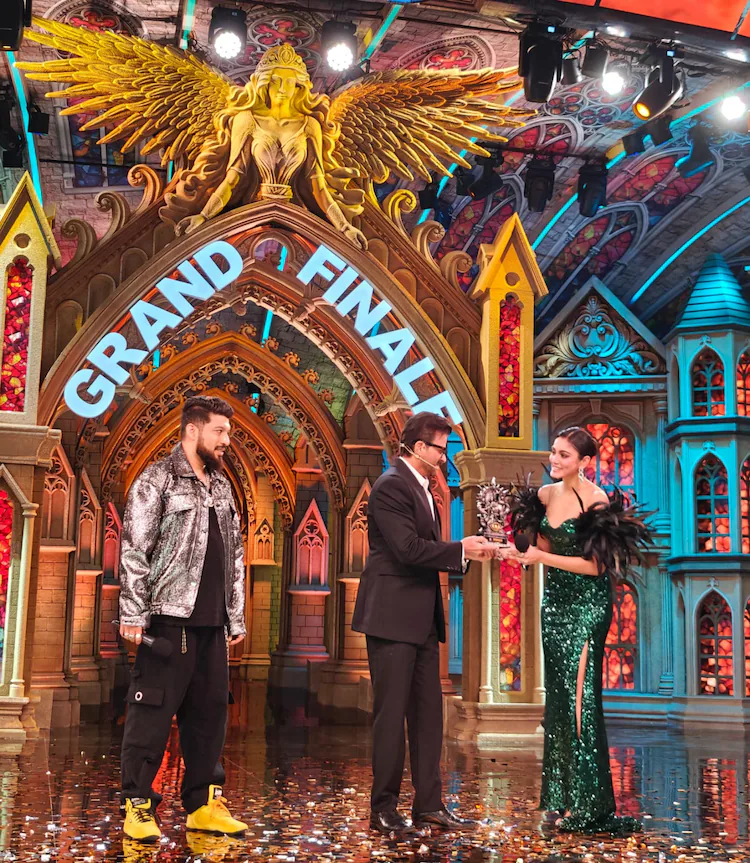 Bigg Boss OTT 3 Grand Finale Highlights: Sana Makbul wins, Naezy is 1st runner-up