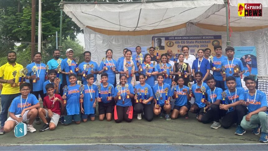 These players won the final match of Chhattisgarh State Pickleball Championship 2024, the winners were rewarded by VIP Club Chairman Rakesh Pandey