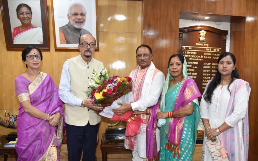 CM Vishnu Dev Sai along with his family met Governor Ramen Deka