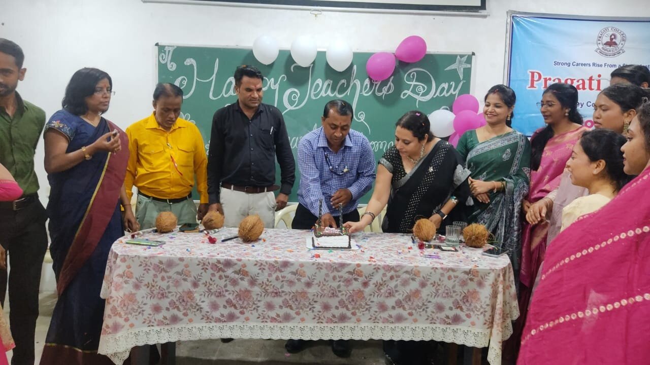 Teachers Day Celebrated at Pragati College  , Raipur , Chhattisgarh by Education Dept