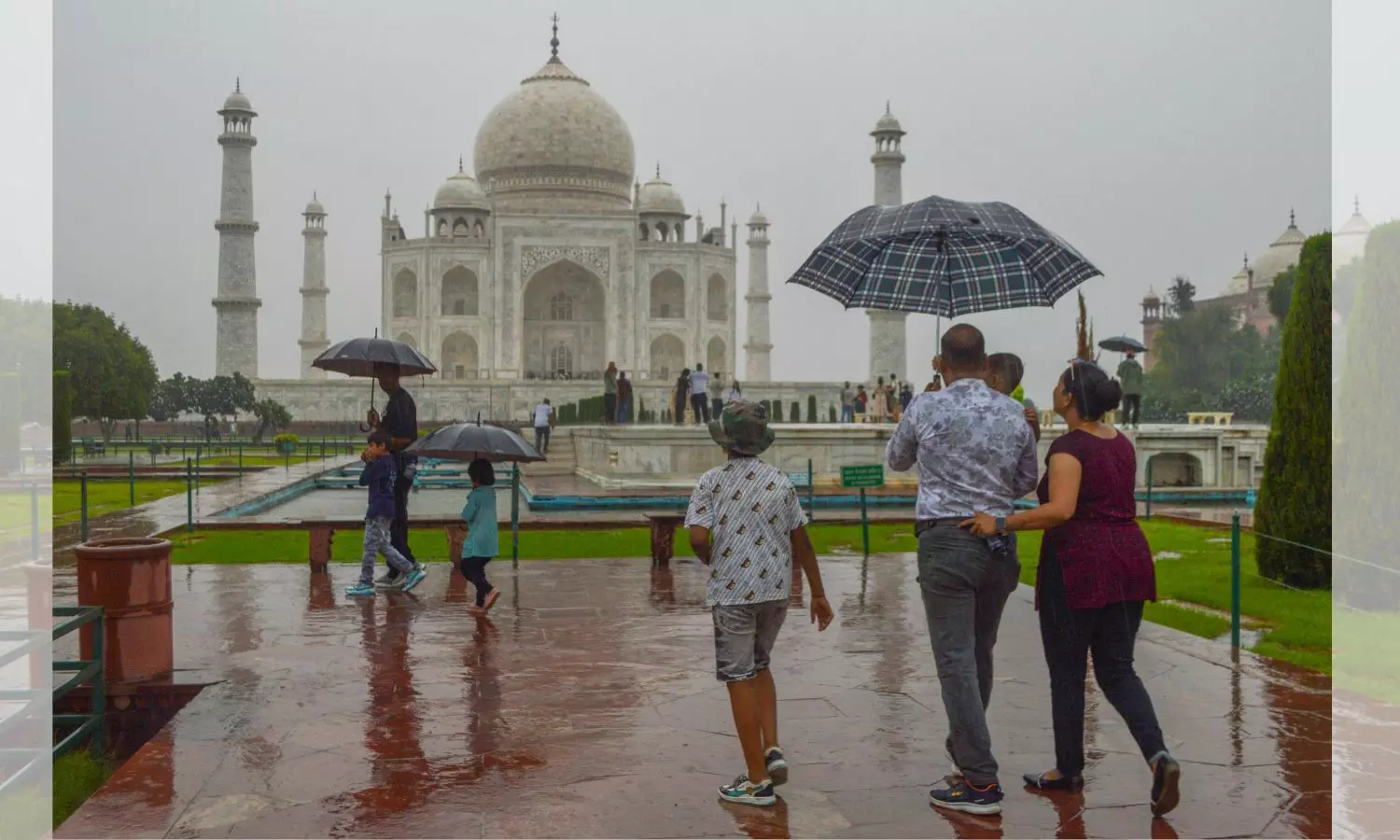 Incessant rain in Agra leaves Taj Mahal’s garden submerged, Water leaks in main dome Nation