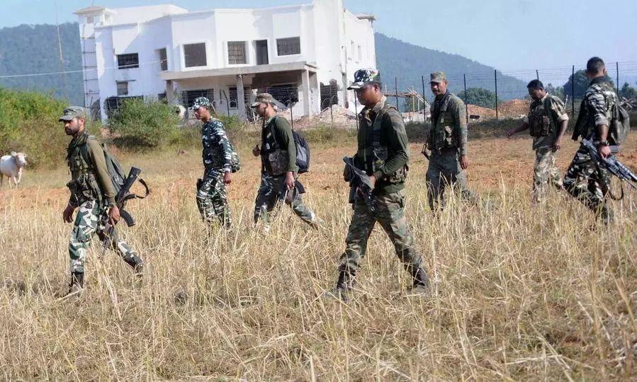 Telangana-Chhatisgarh Border Tense Post Maoist Bid to Raze CRPF Camp