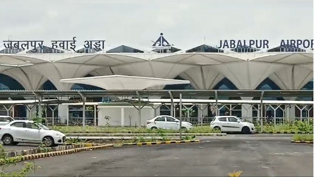 Hyderabad-bound Indigo Flight Diverted Due to Bomb Threat