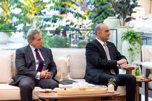 Jordan’s new prime minister and cabinet sworn in