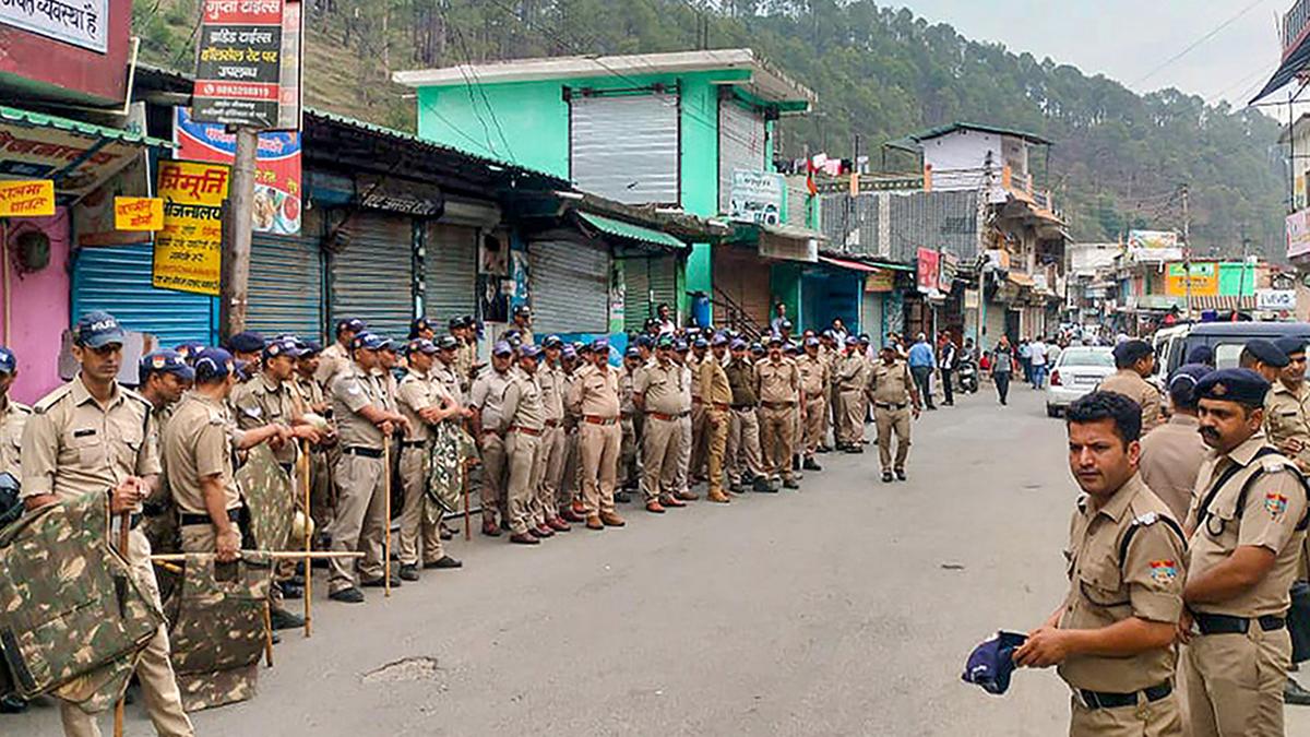 Protest against mosque in Uttarkashi turns violent, over 30 people injured