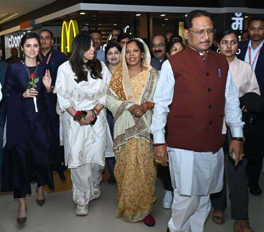 CM Sai watched the film ‘The Sabarmati Report’ with Ekta Kapoor and actress Riddhi Dogra, said- the film exposes the attempt to hide the truth for vested interests