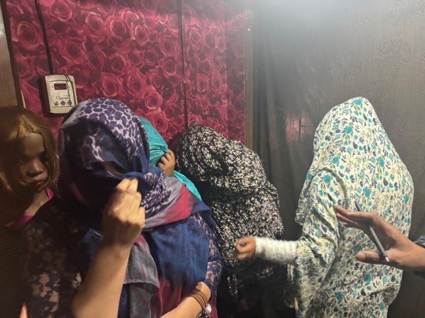 Sex rackets busted: Prostitution racket running under the guise of a spa center busted in Bhopal (MP)