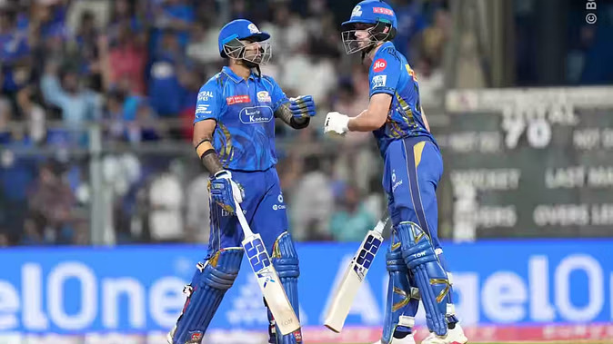 MI vs SRH Live Score: Mumbai Indians beat Sunrisers Hyderabad by four wickets, Tilak returned unbeaten after scoring 21 runs
