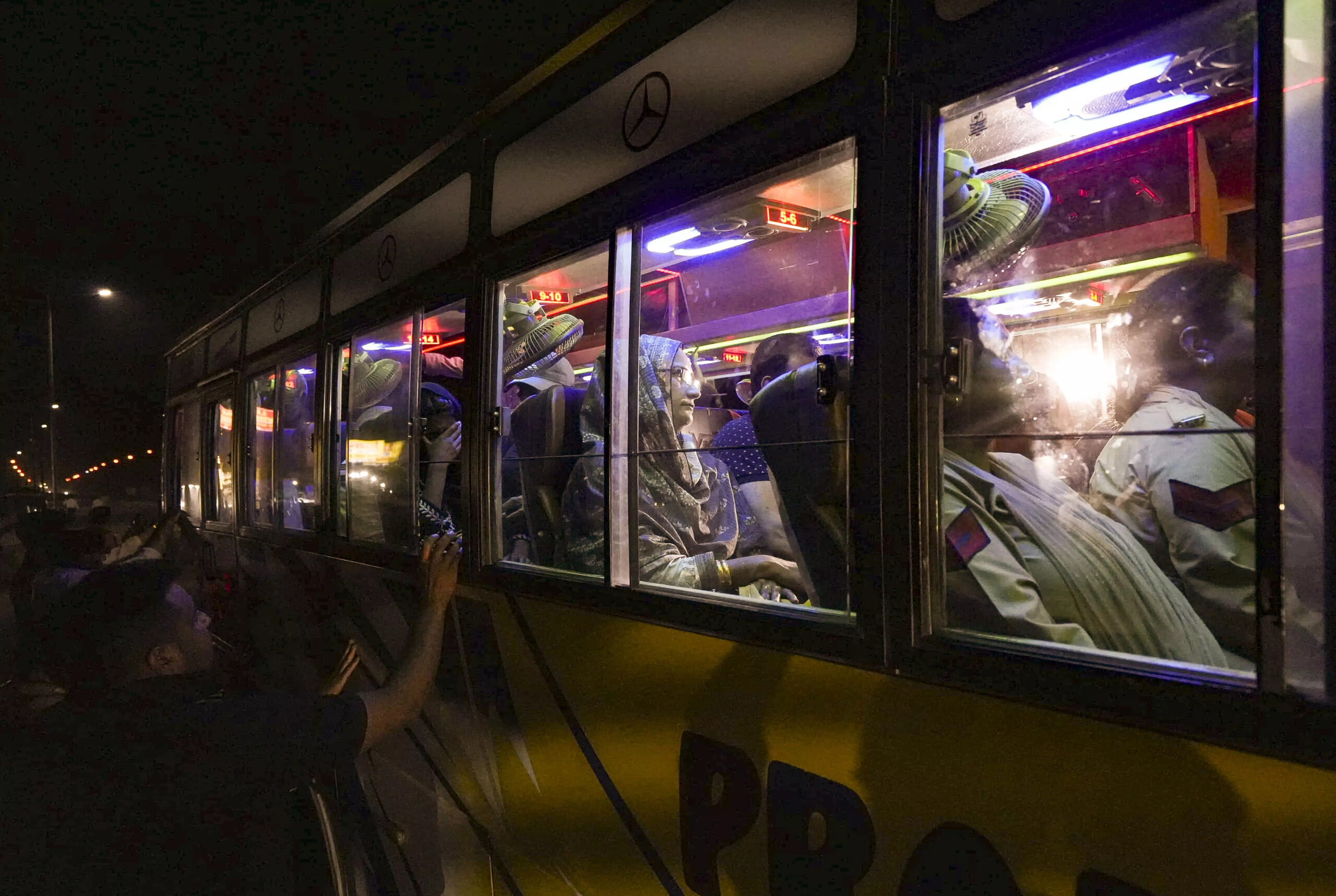 Pakistani Spouses, Kids of Former Kashmiri Militants Detained