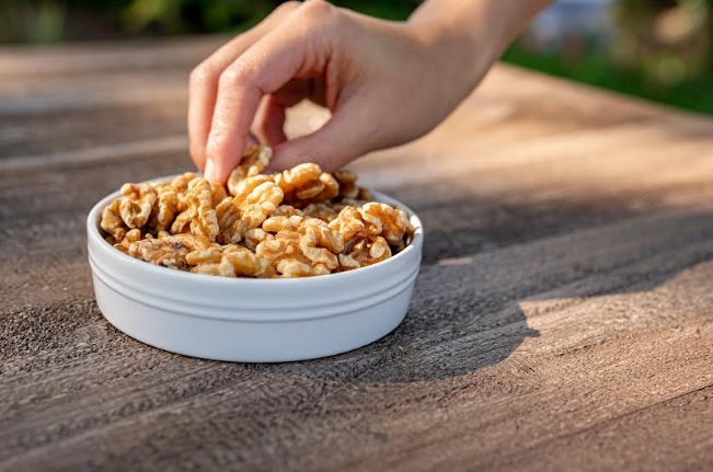 Research Investigates Walnuts’ Role in Reducing Inflammation and Colon Cancer Risk