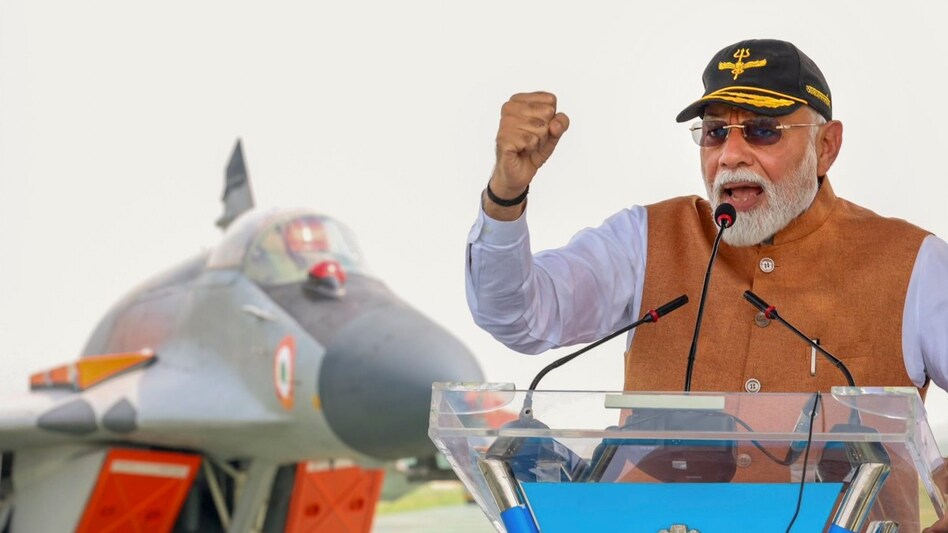 ‘Military action was only postponed after Pakistan’s appeal, if there is another attack then we will give a befitting reply…’, PM Modi roared in Adampur