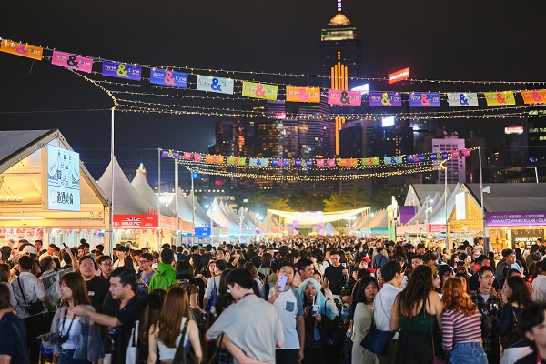 Hong Kong: A Melange of Michelin-Starred Experiences, Food Festivals & Casual Dining