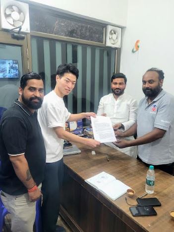 Terra Motors Appoints L5 Dealership to Top L3 Dealers in Varanasi; 200km Range from Rs.3.65L, Zero Down Payment; Targets 100 Dealers in India