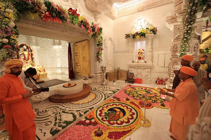 Ayodhya: Prana Pratishtha in many temples including Ram Darbar tomorrow, CM Yogi will be present; will celebrate his birthday here