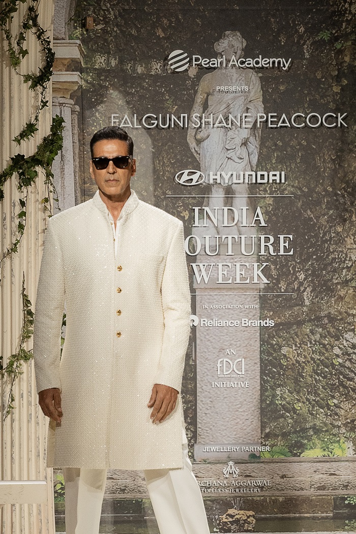 Pearl Academy, the Only Design Education Institution at India Couture Week, Presents Falguni Shane Peacock; Students Work Backstage with India’s Top Designers