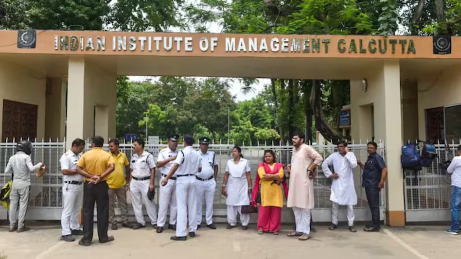 Twist in IIM Calcutta rape case, victim’s father denies claims, says it was an accident, daughter does not know the accused