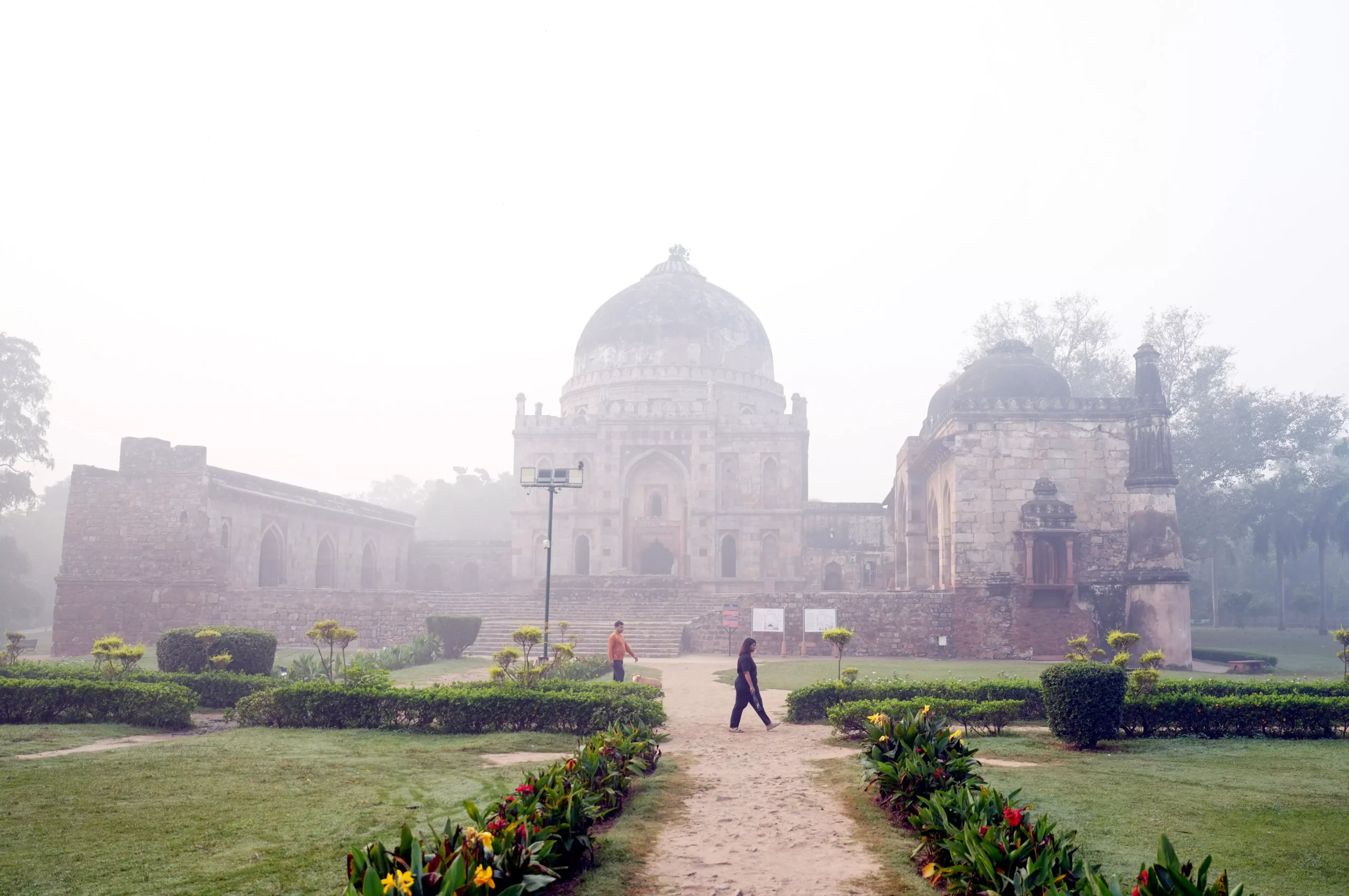 Delhi’s Air Quality Remains Very Poor After Diwali