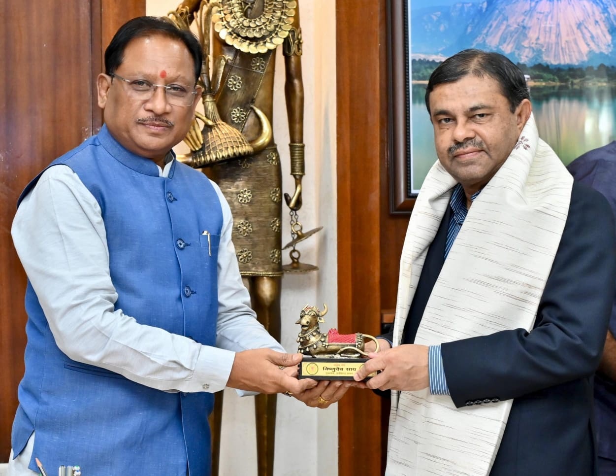 ISRO scientists pay a courtesy call to Chief Minister Vishnu Deo Sai