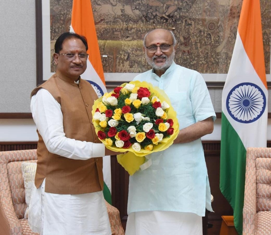 Chief Minister Vishnu Deo Sai pays a courtesy call on Vice President C.P. Radhakrishnan