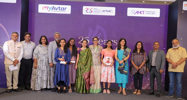 Avtar Celebrates 25 Years in A Memorable Event, Honoring Trail-blazing Second-Career Women & Project Puthri Alumni