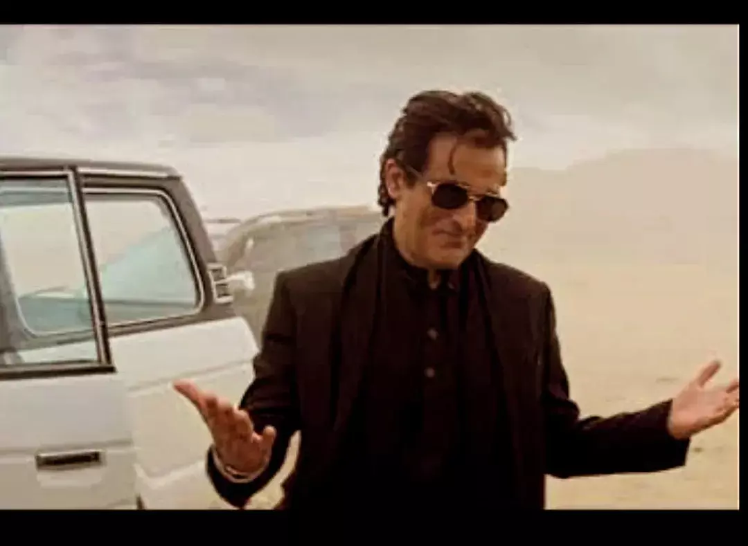 What Makes Akshaye Khanna A Lovable Husband and father in Durandhar?