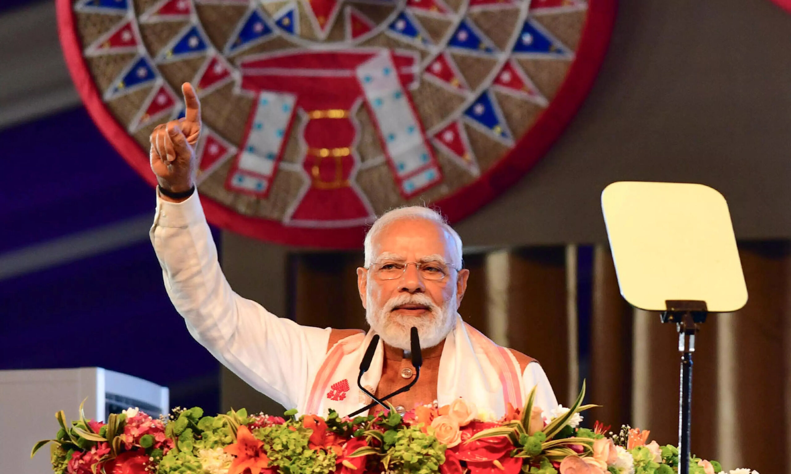 Heroes, Villains, Side Artistes and Extras in India’s Politics of 2025-By-Sunil Gatade