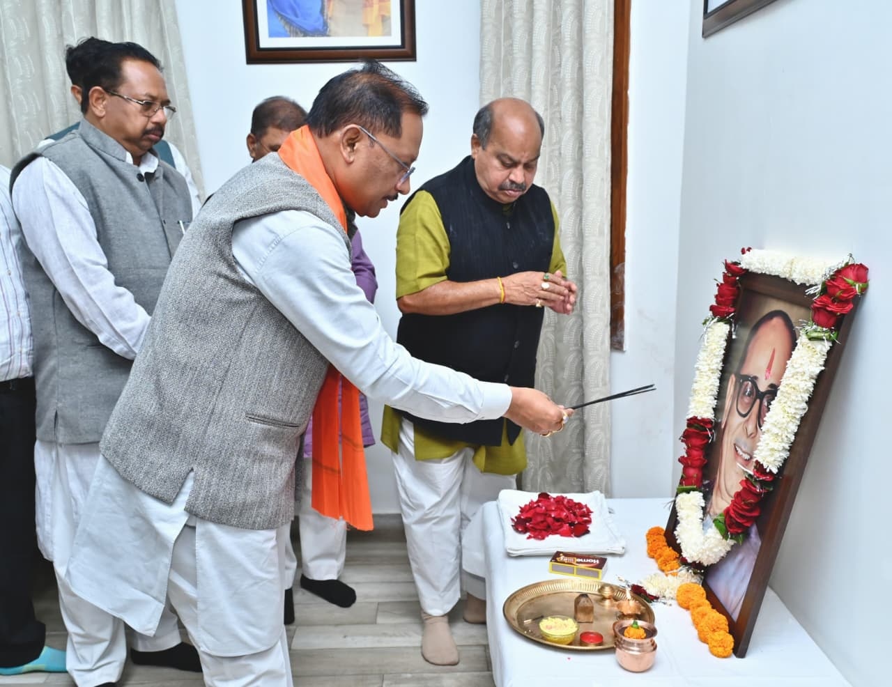 Chief Minister Vishnu Deo Sai pays tribute on the death anniversary of Kushabhau Thackeray