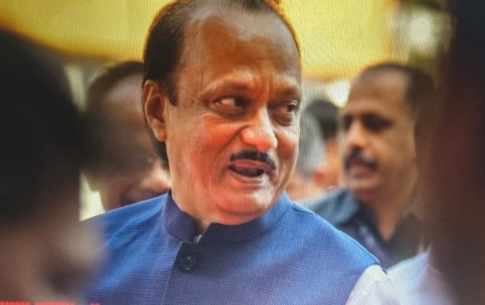 Last moments of aircraft carrying Pawar: poor visibility, go-around, landing clearance, then crash