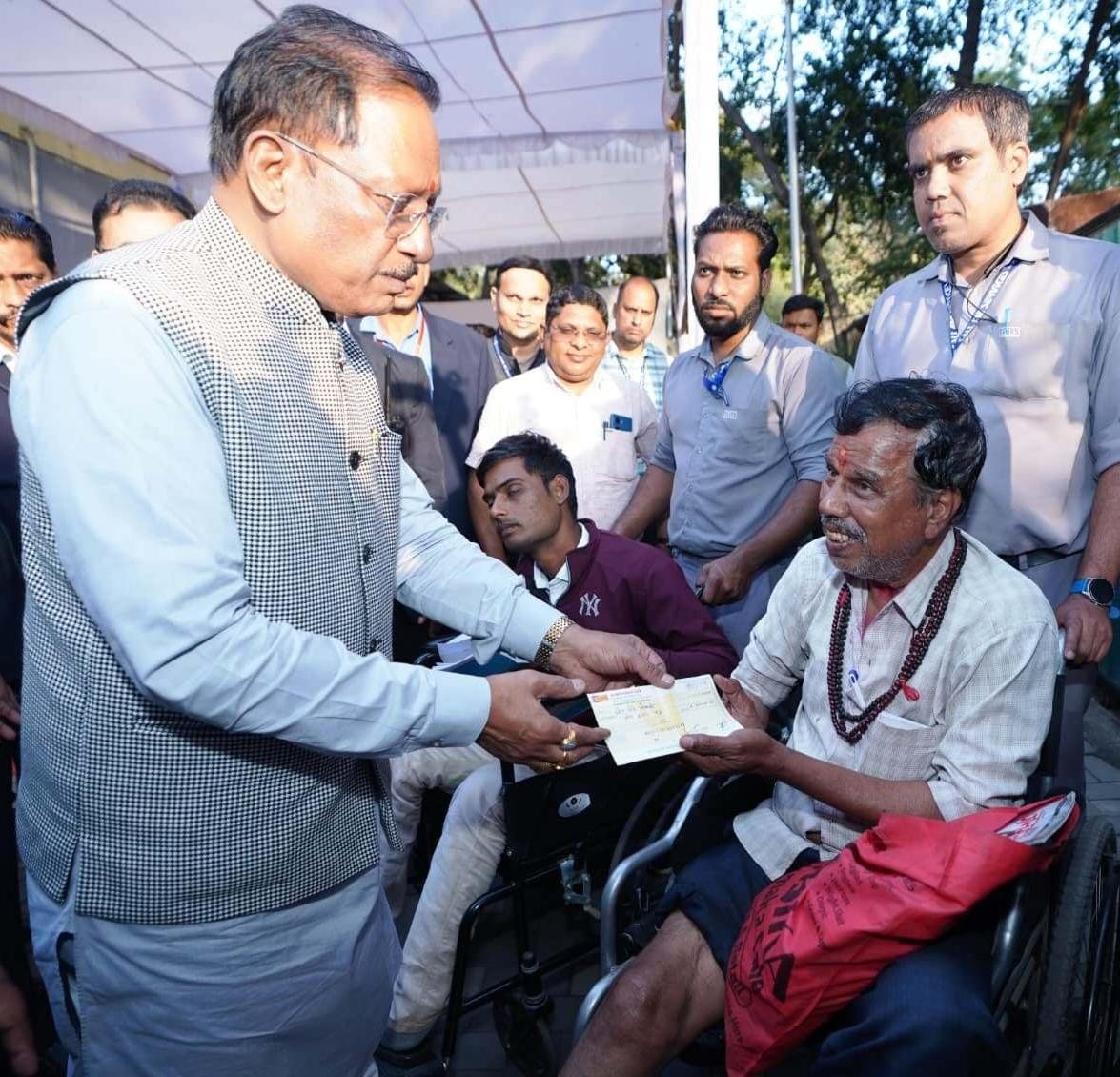 An Example of Responsive Governance: Chief Minister Vishnu Deo Sai Resolves Issues on the Spot during Jan Darshan