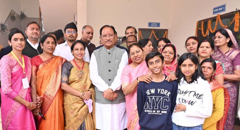 Children in Jashpur District will now study in smart classrooms