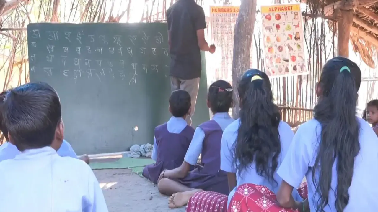 Chhattisgarh: Children in Naxal-Hit Sukma Attend Classes in Makeshift School for First Time