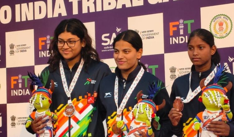Karnataka Swimmer Manikanta Completes Hat-trick of Gold Medals; Chhattisgarh’s Anushka Bhagat Wins Second Medal