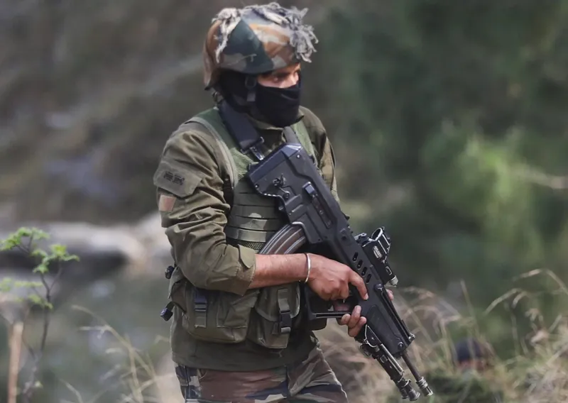 Pakistani terrorist killed as army foils infiltration bid in J-K