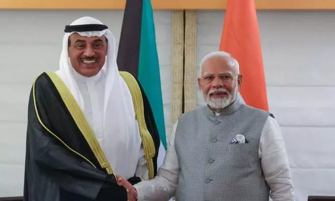 Modi Greets Kuwait Crown Prince for Id, Calls for Safe Navigation