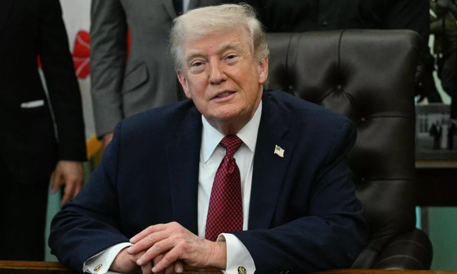 Trump Threatens to Bomb Iran if No Deal is Reached by Wednesday