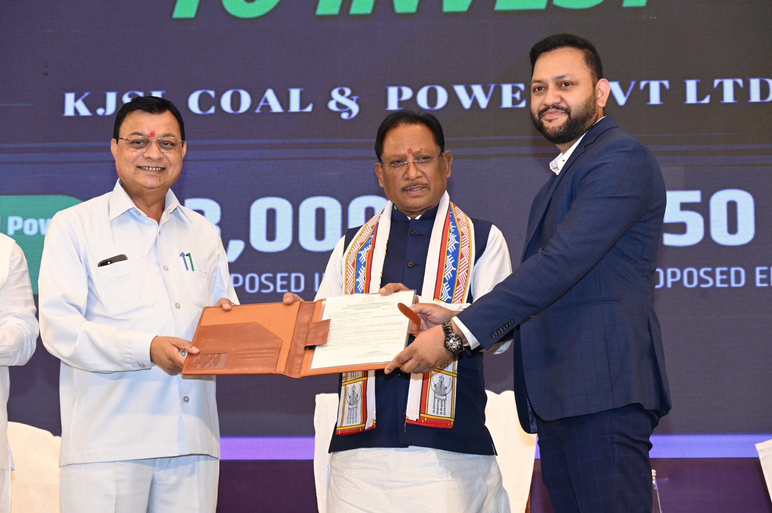 Chhattisgarh Flourishes Through the Coordinated Efforts of the Departments of Industry and Labor-By -Chhagan Lal Lonhare (Deputy Director, Public Relations)