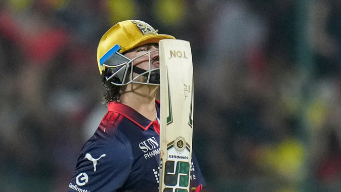 RCB vs CSK Live Score: Shaky start for Chennai; Gaikwad dismissed for 7 runs; Jacob Duffy strikes.