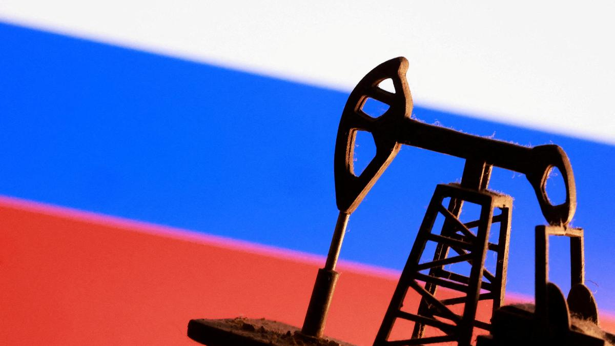 US renews sanctions waiver for purchase of Russian oil