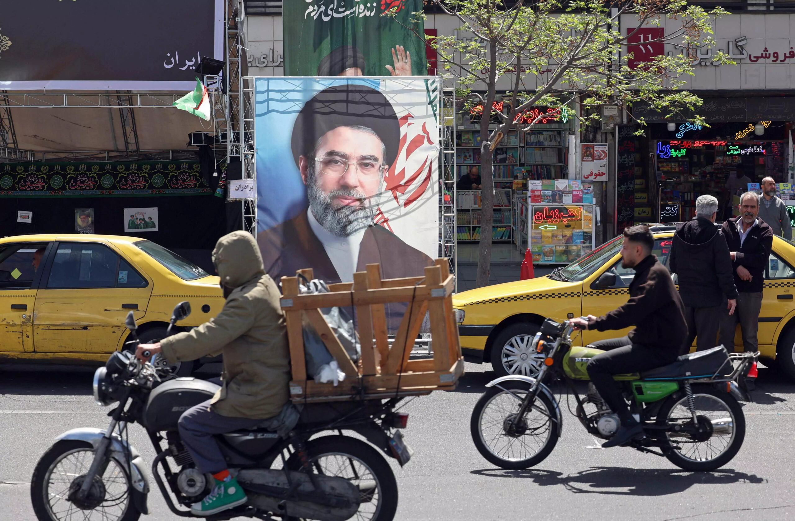 Mojtaba Khamenei has Severe and Disfiguring Wounds: Report