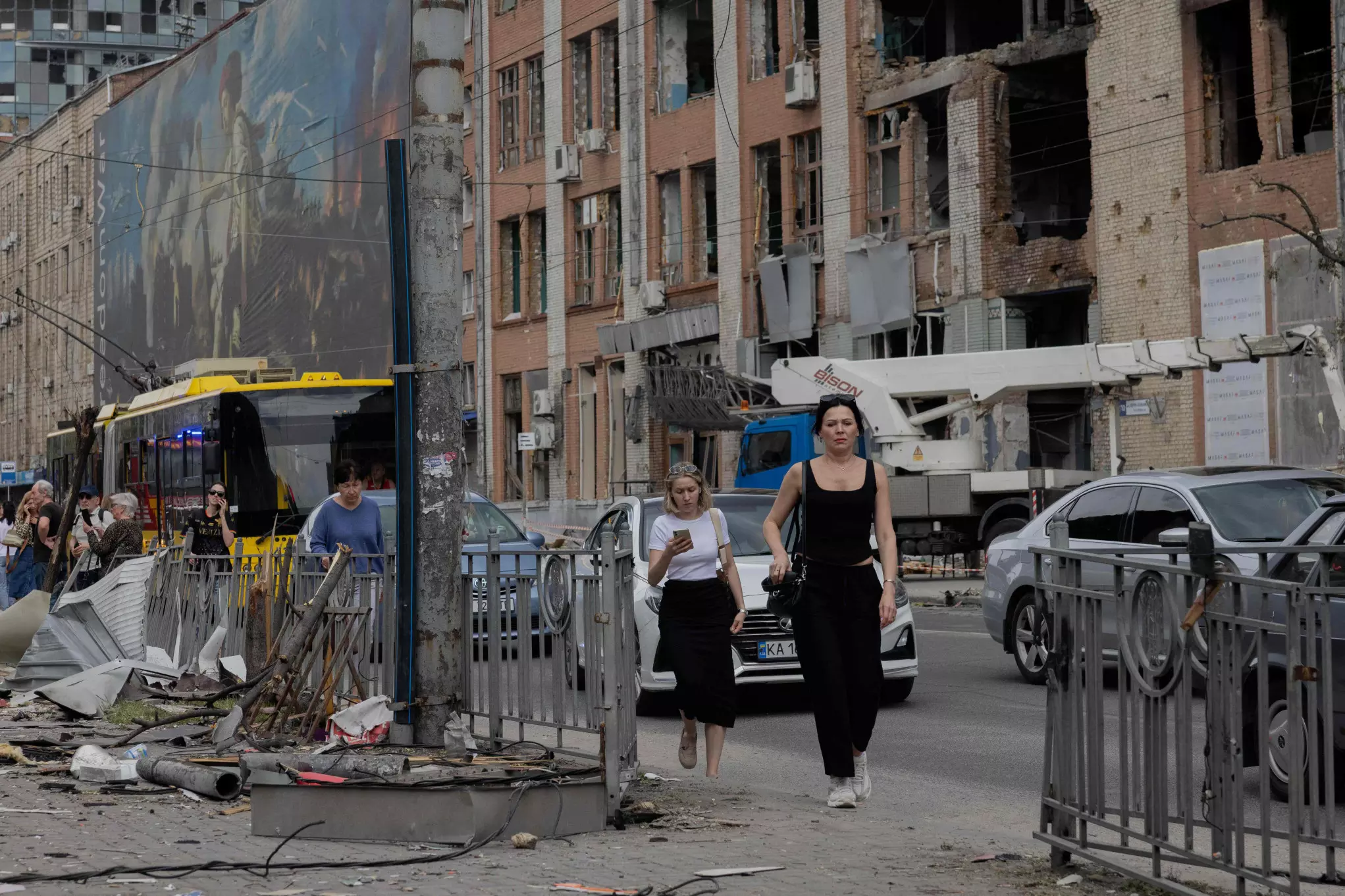 Russia Threatens ‘Systematic Strikes’ on Kyiv, Urges Evacuation