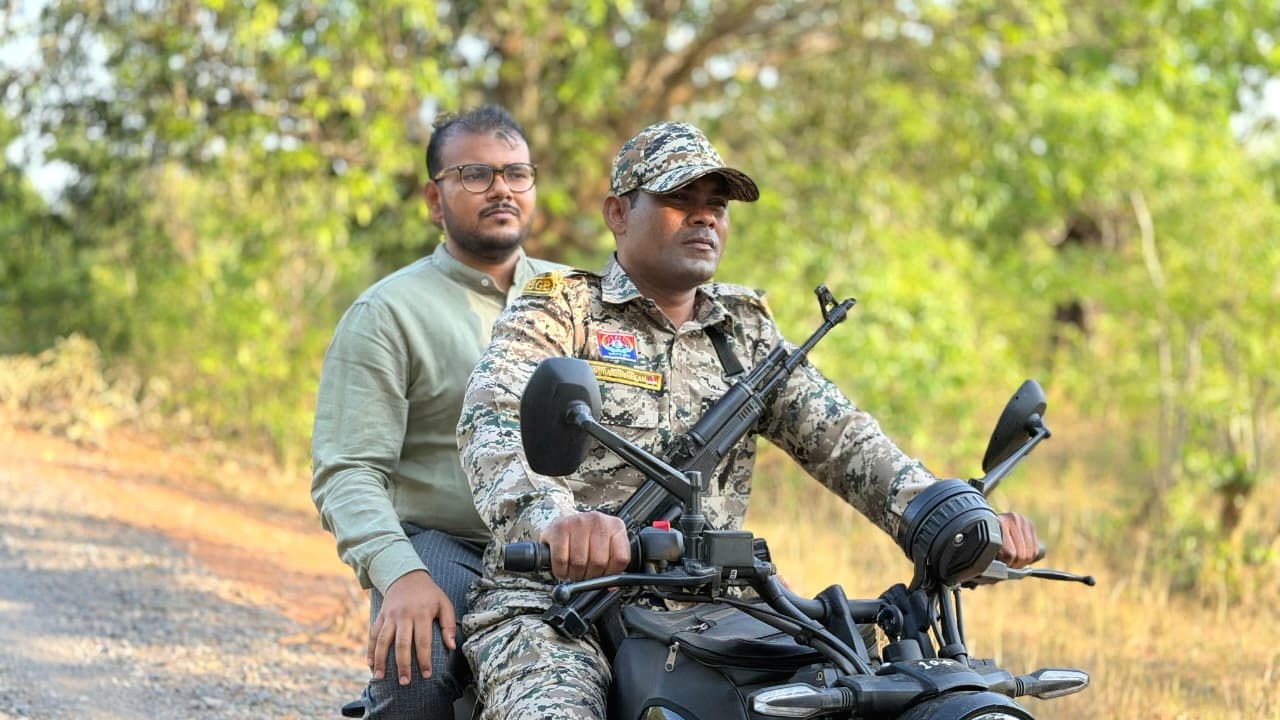 Collector and SP Reach Remote Hillsides on the ‘Motorcycle under the Good Governance Scheme’