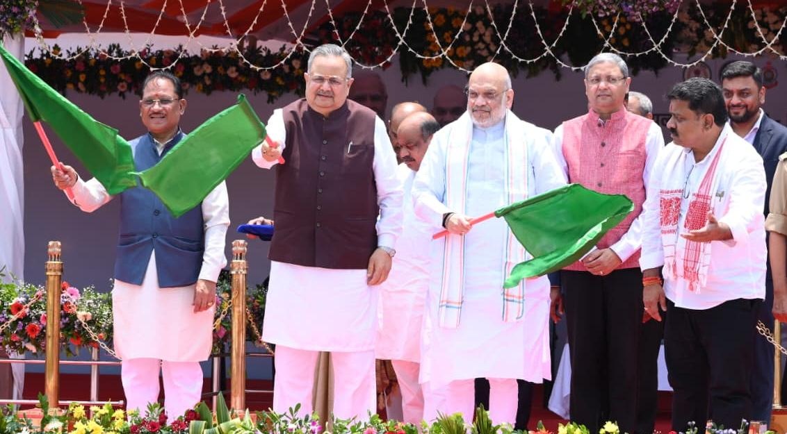 Union Home Minister Amit Shah Launches AI-Powered CG Dial-112 and Mobile Forensic Vans in Chhattisgarh