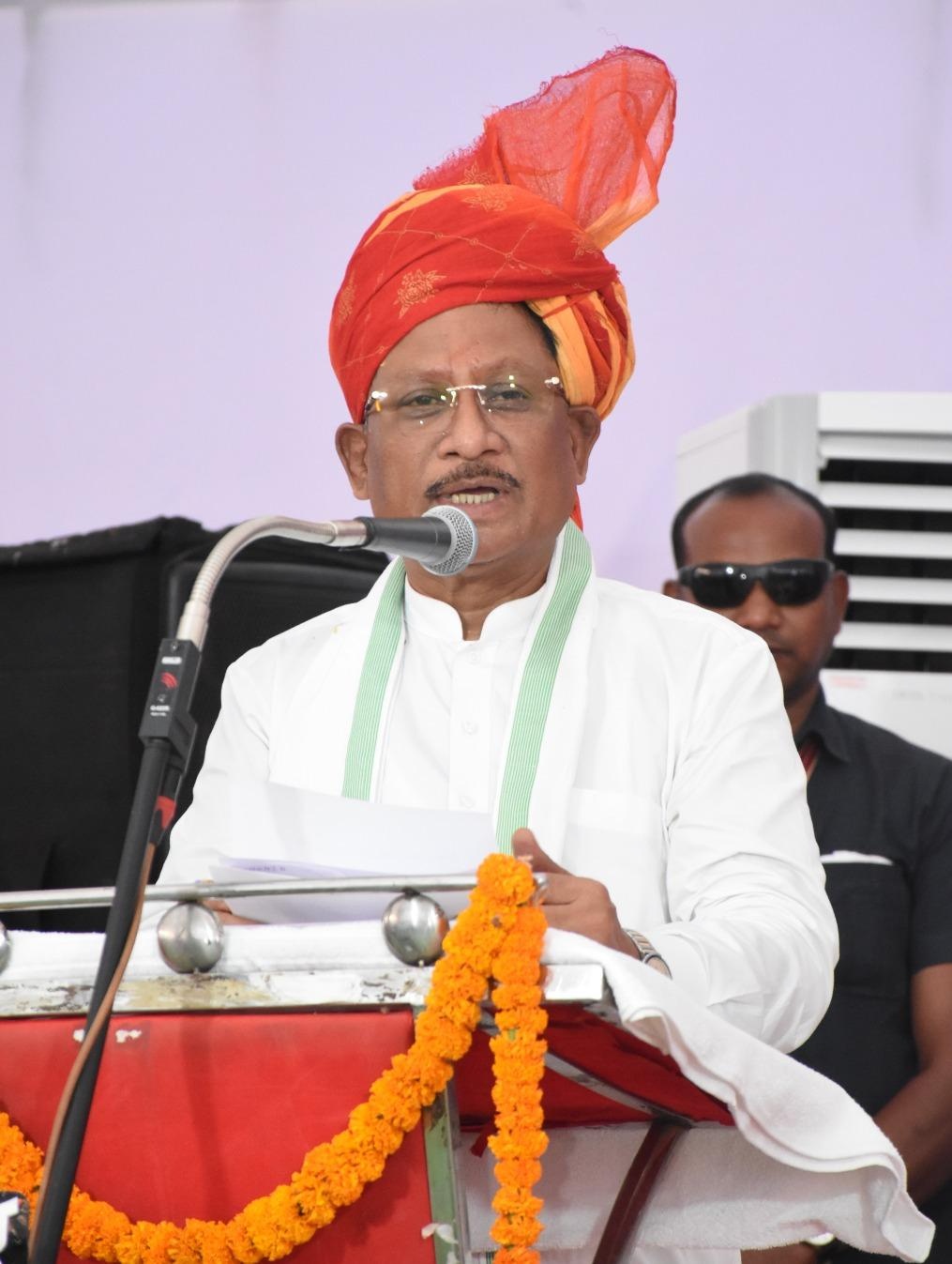 Chief Minister  Vishnu Deo Sai Participates in Public Grievance Redressal Camp Held in Rajnandgaon under ‘Sushasan Tihar’