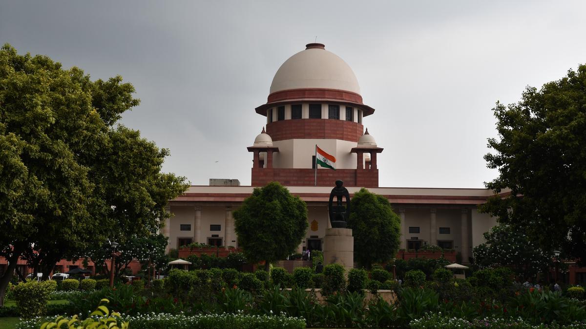 Supreme Court Seeks Union, NCERT & CBSE Responses On Plea Challenging 3-Language Mandate In Class 9
