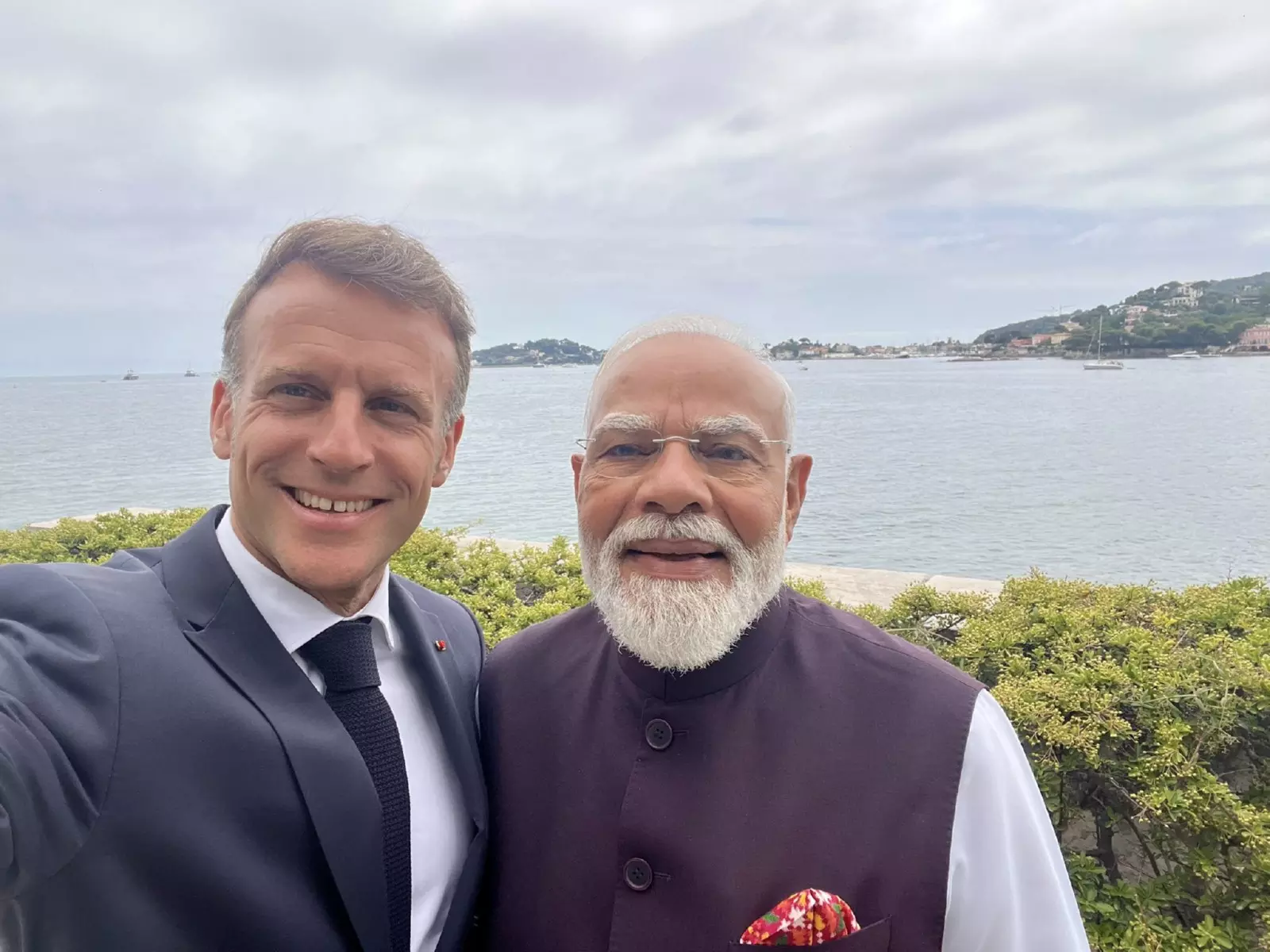 Macron’s One-Word Captioned Selfie With PM Modi Goes Viral