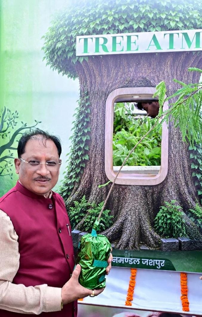 Tree ATM Rolls Out in Chhattisgarh: Where Every Withdrawal Makes the Planet Richer