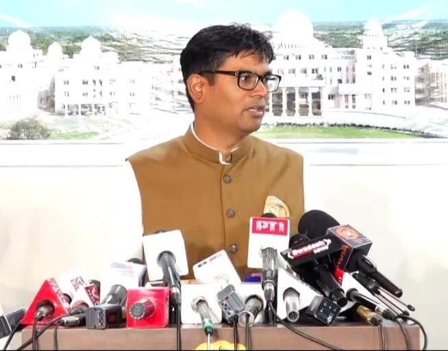 CG Finance Minister Denies Housing Board Role in Nakti Demolition Row