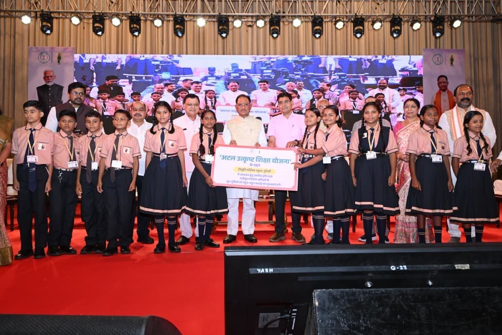Education of Workers’ Children Key to Building Developed Chhattisgarh: Vishnu Deo Sai