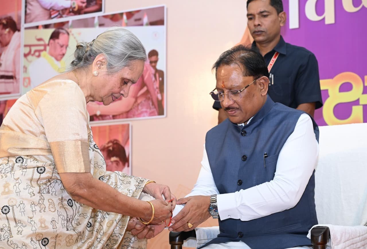 Sisters’ Affection Is Priceless, Says CM Sai as Raksha Bandhan Brings Warmth to CM House